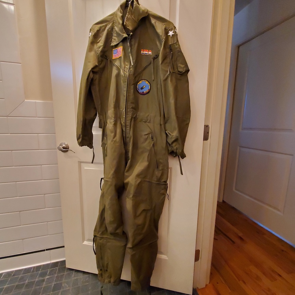 ISRATEX, INC. Coveralls